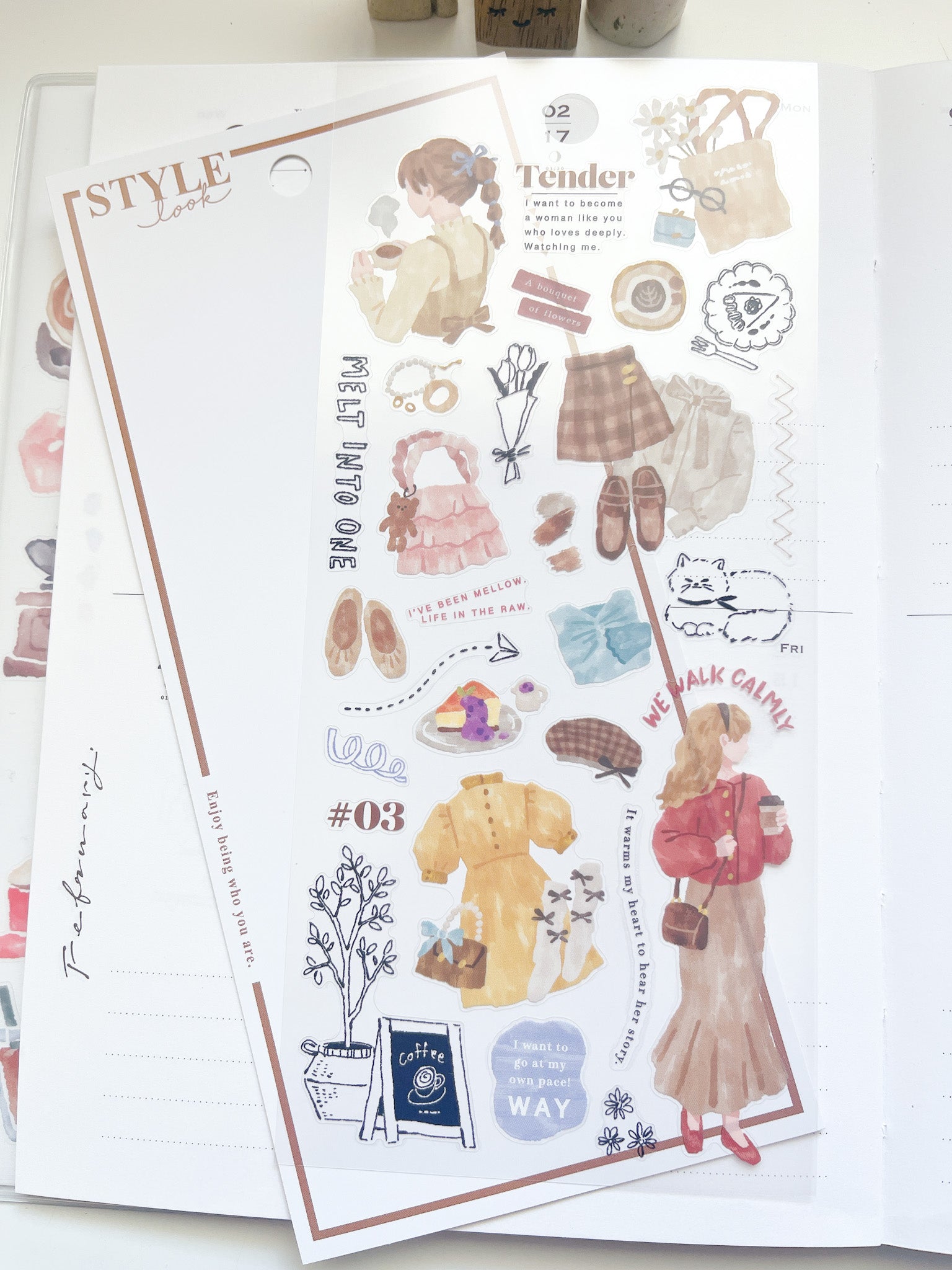 Mind Wave | Style Look | Cafe Day | 82307