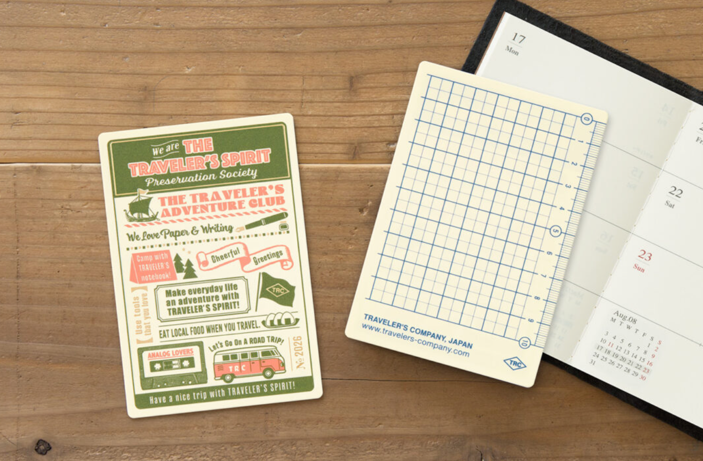 Traveler's Company | 2026 Passport Plastic Pencil Board