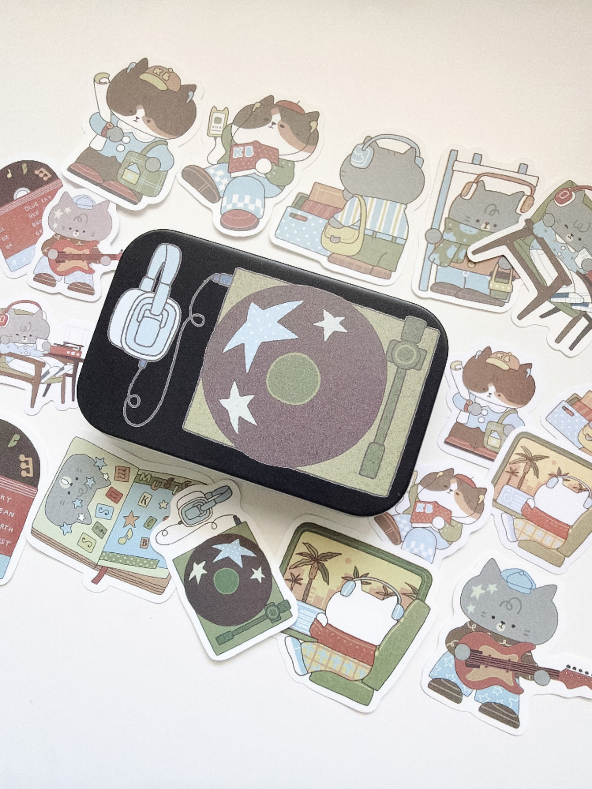 Kuboandlucy Stationery Co x Idiot Sandwich | Music Makes You Happy Trinket Tin with Sticker Flakes
