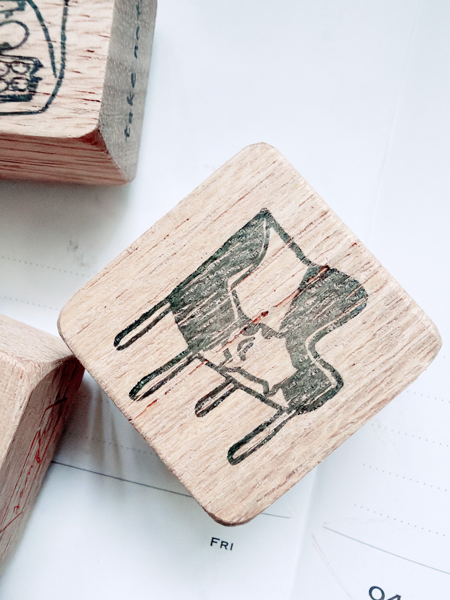 Catdoo Designs x Kuboandlucy | Take Note | Cat Chillin on Chair Rubber Stamp
