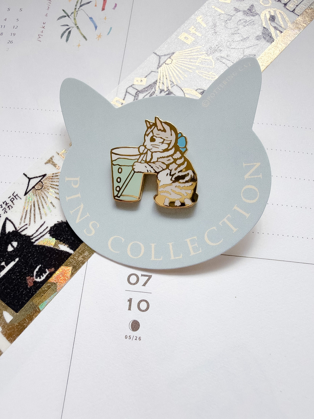 Pottering Cat | Glass Enamel Pin | PZ-017