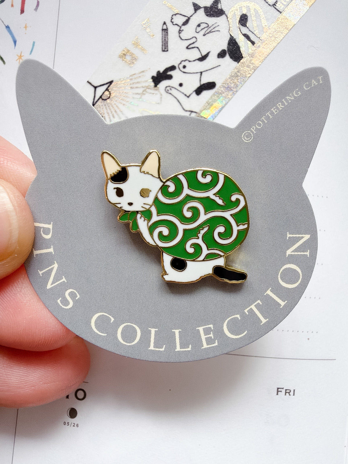 Pottering Cat | Thief Cat Enamel Pin | PZ-052