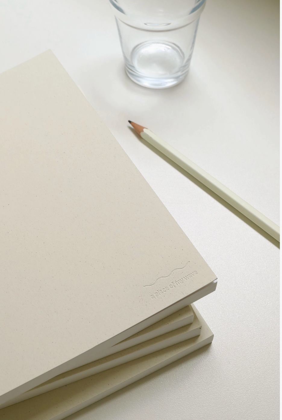 Suatelier | My Wave Diary | 0.2 | Ivory | Undated